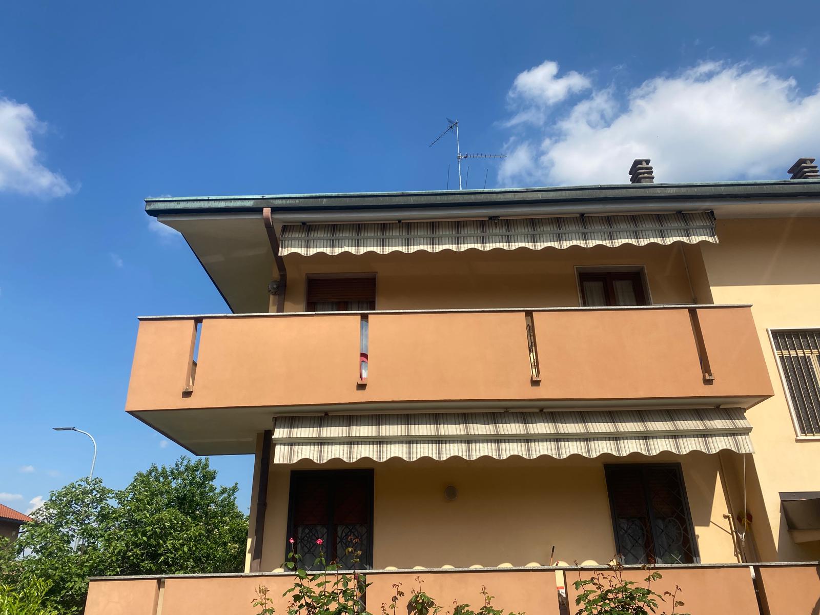 VENDITA TRE LOCALI